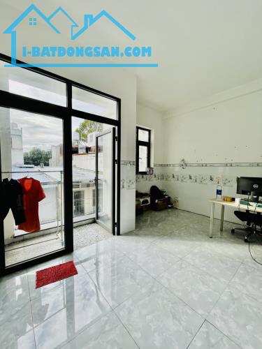 NHÀ QUẬN 12 TÂN THỚI HIỆP 80M2, NGANG 5M, 5 TẦNG-HẺM XE HƠI CHỈ 6 TỶ 500 - 4