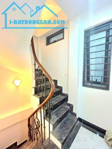 Bán nhà thang máy mới đẹp long lanh 6 tầng Phố Lạc Long Quân - 3