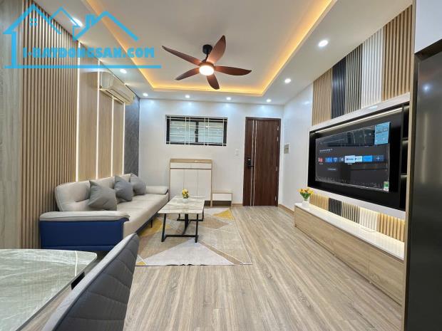 Căn hộ Nơ 3 Linh Đàm - quận Hoàng Mai,sổ đỏ, 76m2 * 3 ngủ nội thất mới 100%, giá 4 tỷ 750