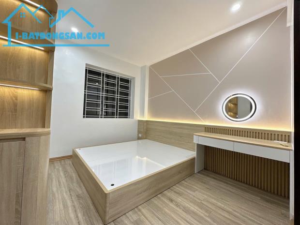 Căn hộ Nơ 3 Linh Đàm - quận Hoàng Mai,sổ đỏ, 76m2 * 3 ngủ nội thất mới 100%, giá 4 tỷ 750 - 4