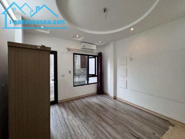 BÁN NHÀ PHỐ HOÀNG MAI 50M CHỈ HƠN 6 TỶ - 30M RA Ô TÔ - 2