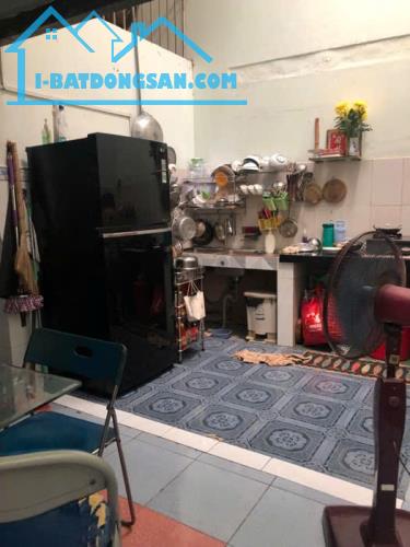 Nhà cấp 4 siêu rộng - Vị trị Thuận lợi - an ninh đảm bảo