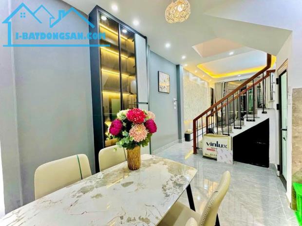 BÁN NHÀ HOÀNG VĂN THÁI – Ô TÔ ĐỖ CỔNG – KINH DOANH – DIỆN TÍCH:45m2 x 5Tầng Giá 7,5 Tỷ - 3