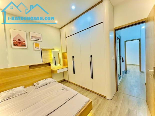 BÁN NHÀ HOÀNG VĂN THÁI – Ô TÔ ĐỖ CỔNG – KINH DOANH – DIỆN TÍCH:45m2 x 5Tầng Giá 7,5 Tỷ - 1