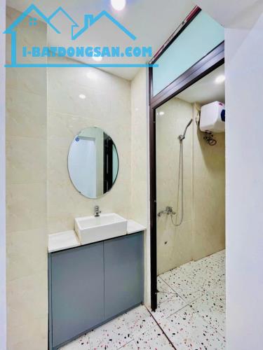 Chính chủ bán CĂN TT 70m  4,65 tỷ TẦNG1 VỈA HÈ - Ô TÔ ĐỖ CỬA NGÀY ĐÊM - KINH DOANH MỌI LOẠ - 3