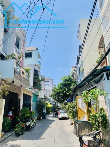 Bán nhà 4T Khuông Việt Tân Phú, đang cho thuê 30tr/th chỉ 8 tỷ 2 tl