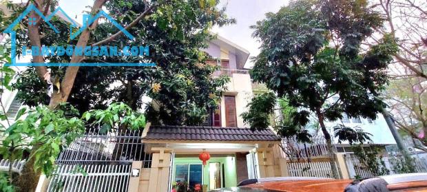 BIỆT THỰ KĐT VĂN PHÚ💥 HÀ ĐÔNG💥 200M2 x 3.5T💥 MT 11M💥 31.8 TỶ💥 VỈA HÈ💥 TRƯỚC NHÀ ÔTÔ - 2
