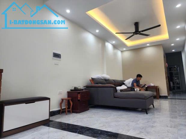 BÁN NHÀ THUỴ KHUÊ TÂY HỒ - 38M2 5 TẦNG - NHÀ ĐẸP THANG MÁY - GIÁ NHỈNH 8TỶ - 2