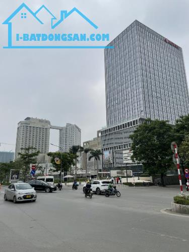 Bán Đất Mặt Phố Hồ Tây - Lạc Long Quân - View Cực Đẹp. DT 122M2. MT 8,8M - 1