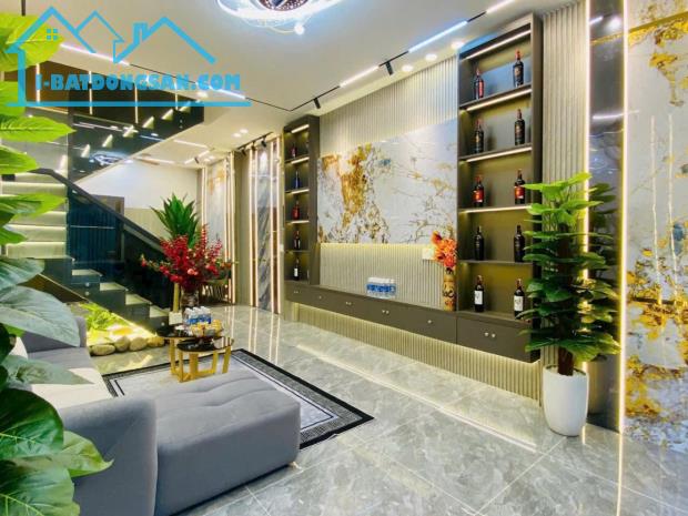 NHÀ ĐẸP B.ÁN - GIÁP KHU CHUNG CƯ DREAMHOME & CHỢ THẠCH ĐÀ - HXH - DT 48M² - 2 TẦNG CHỈ 4.X - 5