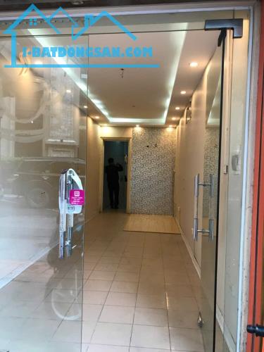 Cho thuê nhà ngõ ô tô Làm VP, KD online Phố Lê Đại Hành, 3 tầng x 50m2, 4 phòng, 23 Tr/th - 1