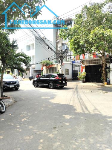 Bán nhà C4, hẻm xe hơi 6m,Lê Văn Việt, 64m2 - Giá cực tốt