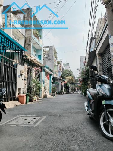 Bán nhà C4, hẻm xe hơi 6m,Lê Văn Việt, 64m2 - Giá cực tốt - 1