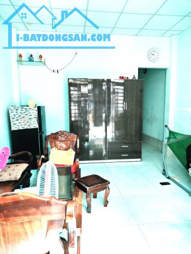 Bán nhà C4, hẻm xe hơi 6m,Lê Văn Việt, 64m2 - Giá cực tốt - 3
