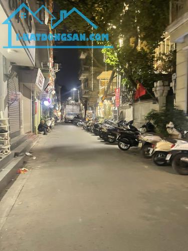 BÁN NHÀ HÀNG BÔNG💥 HOÀN KIẾM💥 92M2 x 1T💥 MT 8M💥 24 TỶ💥 KINH DOANH TẤP NẬP💥 Ô TÔ - 1