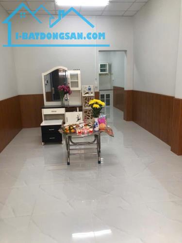 QUẬN 6 - MAI XUÂN THƯỞNG - HẺM XE HƠI THÔNG - 125M2 ( 4.5 X 28 ) - CHỈ 8T ( TL ) - 3
