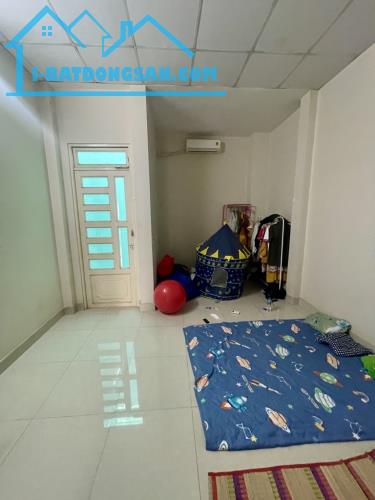 HẺM XE HƠI, 64M2, NHÀ ĐẸP 3 TẦNG,  NGAY CHỢ BÌNH TRỊ ĐÔNG, GIÁ NHỈNH 5 TỶ - 3