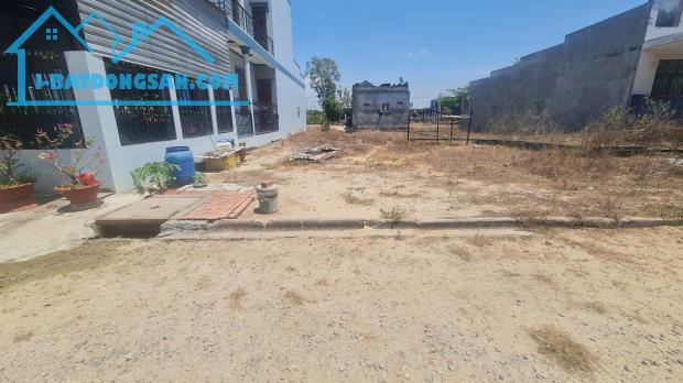 bán đất 5x21 full thổ cư đường D KHu SGHT, Tân Bình, Lagi, Bình Thuận. Giá Rẻ 1,1 tỷ