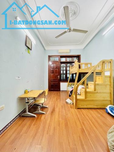 ✨ Bán Nhà Phố Chùa Bộc 66 m2 5 tầng K/Doanh Ô tô Đỗ Cửa 16.3 Tỷ Quận Đống Đa ✨ - 2