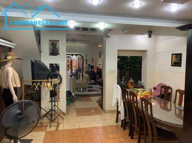 ⛺️CHỦ XOẮN GIẢM 200TR -  KHU VIP ĐỒNG BỘ - NGANG HƠN 5M - ÔTÔ VÀO NHÀ - 117.5M2 - 4 TẦNG - 3