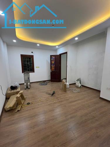 Bán nhà đẹp mặt ngõ kinh doanh phố La Thành 35m2 6tầng mặt tiền 9m 7.1 tỷ Ba Đình - 1