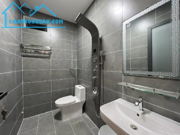 NHÀ ĐẸP HẺM Ô TÔ- 68M2 - 4 TẦNG - NGAY TRƯỜNG - CHINH CỘNG HÒA - NHỈNH 5 TỶ - 3