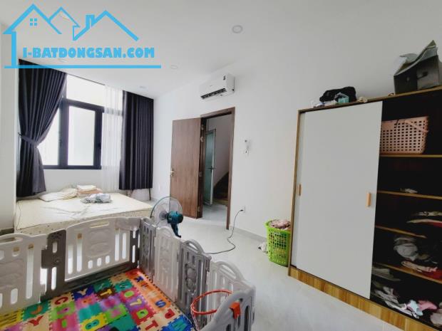 SÁT HẺM XE HƠI Nguyễn Thị Huỳnh Phường 11 Phú Nhuận - 40M2 (6X6.5) - 4 TẦNG - GIÁ CHỈ 6.7 - 3