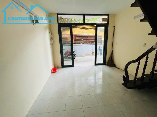 🏡 NHÀ 4 TẦNG - HẺM THÔNG - GẦN 3 THÁNG 2 - QUẬN 10 - HƠN 3 TỶ X - 2