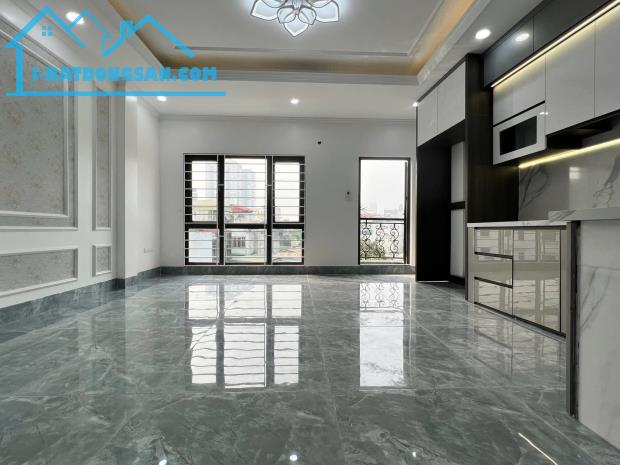 BÁN NHÀ PHỐ KHƯƠNG ĐÌNH QUẬN THANH XUÂN - NHÀ MỚI KENG - TRUNG TÂM - CHỈ 9.X TỶ - 5