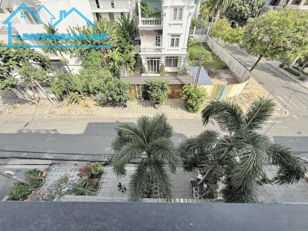 Siêu phẩm Khu Tên lửa Đạn Đạo Khu Biệt Thự Toàn Đại Gia, DT 100 m2, Ngang 5m, Chỉ 14 đồng