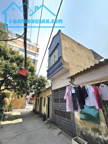 BÁN NHÀ NAM TỪ LIÊM - Ô TÔ VÀO NHÀ - GẦN PHỐ - GIÁ CHƯA ĐẾN 6 TỶ - 1