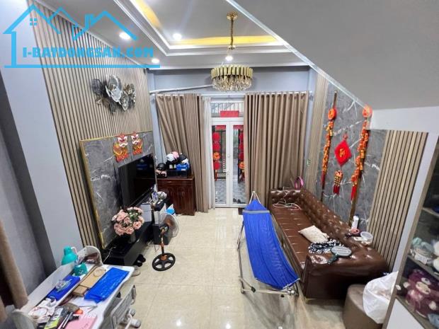 NHÀ ĐẸP TRƯỜNG THỌ - HXH TRÁNH NHAU- 4 PHÒNG NGỦ - CHỈ 6T HƠN - 4