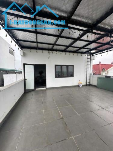 HOA HẬU PHỐ NGỌC THỤY 135M, 6T, MT7.5M, VỈA HÈ RỘNG, THANG MÁY, KINH DOANH BẤT CHẤP.