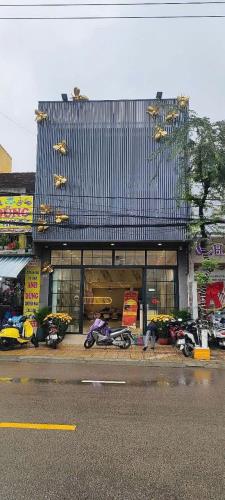 Bên mình đang có những căn phòng siêu đẹp, rộng rãi, view siêu đỉnh ngay trung tâm sầm