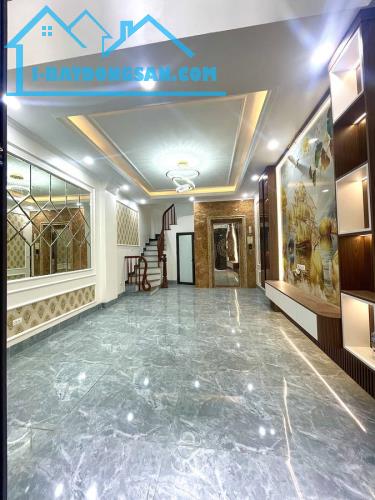 BÁN NHÀ 6 TẦNG THANG MÁY – NGÕ 100 TÂY SƠN, ĐỐNG ĐA – Ô TÔ ĐỖ CỬA – KINH DOANH SẦM UẤT
