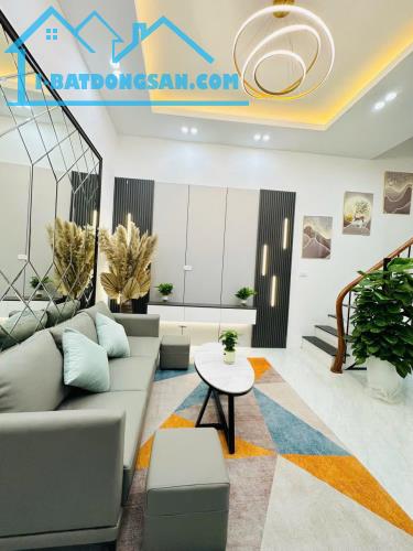 BÁN GẤP NHÀ 4 TẦNG KIM MÃ 30M, TRUNG TÂM BA ĐÌNH GIÁ CHỈ 5,5 TỶ. - 2