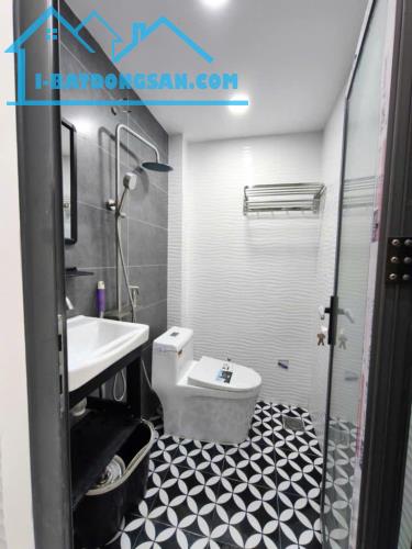 Nhà đẹp Bình Tân giá dưới 3 tỷ 65, 2 tầng, 26m2, HXH, 2 PN - 5