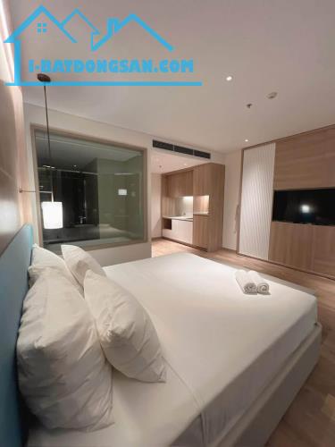 Bán Cắt Lỗ căn 1PN lô góc 48m2 view hồ ĐẸP tại toà Alacarte mặt Biển Bãi Cháy, Hạ Long