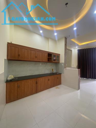 Bán nhà 66m² 4 tầng, 5PN, 3WC,hem 1017 hồng Bàng phường 12 Quận 6 - 5.8 tỷ - 3