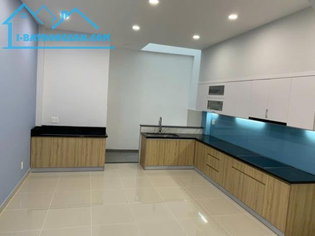 Bán nhà 84m2, 5PN, 4WC, Linh Trung, Thủ Đức, 8.2 tỷ, sổ hồng - 1