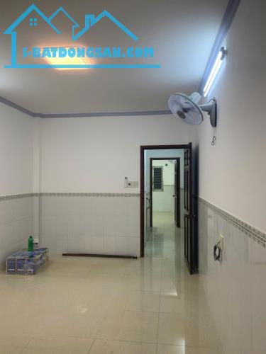 HXH THÔNG 1 TRỤC - XE HƠI NGỦ TRONG NHÀ HẬU GIANG - P12, Q6 - 54M2* 3 TẦNG - NHỈNH 7 TỶ TL - 3