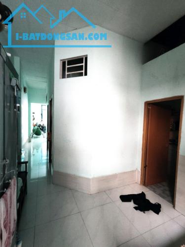 Bán nhà C4, hẻm xe hơi quay đầu, Đình Phong Phú.Giá cực tốt, duy nhất 1 căn. - 2