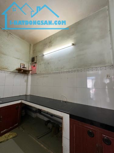 HẺM XE HƠI – BÌNH TÂN – GẦN LÊ ĐÌNH CẨN- NHÀ 2 TẦNG MỚI ĐẸP Ở NGAY - NHỈNH 3 TỶ - 3