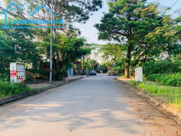 Bán 68m2 đất vuông vắn tại TDP An Trì 2, Hùng Vương, Hồng Bàng ô tô đỗ cửa Lh 0979087664 - 3