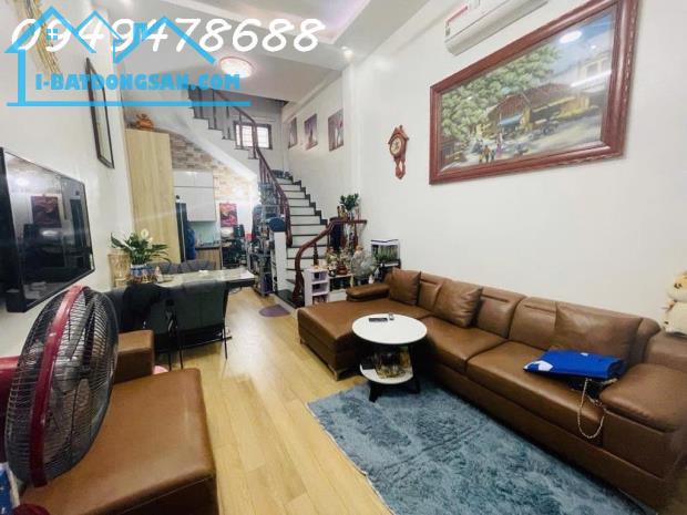 NHÀ ĐẸP HỒ TÙNG MẬU - Ô TÔ ĐỖ CỔNG - LÔ GÓC 3 THOÁNG - SỔ VUÔNG ĐẸP - GIÁ CHỈ  7,55 TỶ - 2