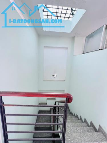 Siêu Phẩm Tân Kỳ Tân Quý Tân Phú giáp Tân Bình HXH 52m2,4Tầng Nhỉnh 5tỷ - 4