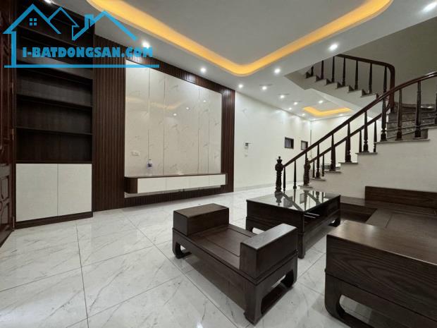BÁN NHÀ XÂY MỚI CẦU AM, VẠN PHÚC LÔ GÓC 3 THOÁNG, NGÕ RỘNG THOÁNG 47M2 GIÁ CHỈ HƠN 7 TỶ - 2