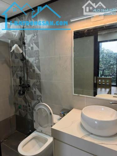 BÁN NHÀ NGUYỄN VĂN CỪ - Ô TÔ ĐỖ CỬA - KINH DOANH ĐỈNH - 51M2 ×5 TẦNG -12 TỶ - 1