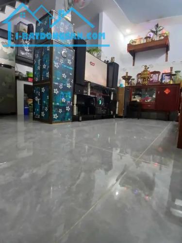Chủ bán nhà 4.5x6m trệt lầu 2 PN Hẻm Trần Thị Năm Quận 12 giá rẻ 1.35 tỷ