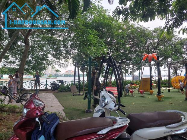 Bán Mảnh Đất Mặt Phố Ven Hồ View Hồ - Hồ Tây. DT 202M2. Giá 60 Tỷ - 1